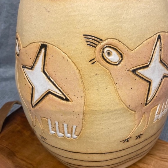 Aztec Style Pottery Pitcher. - Picture 3 of 3